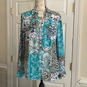 Buttons down Shirt brand not sure